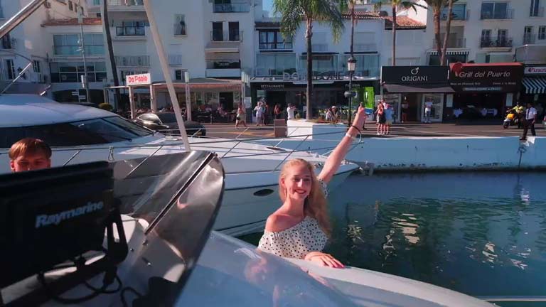 Бэкстейдж съёмки клипа на песню «Радость»